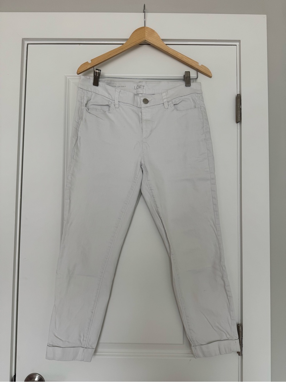 LOFT Modern Skinny Ankle Jeans in White